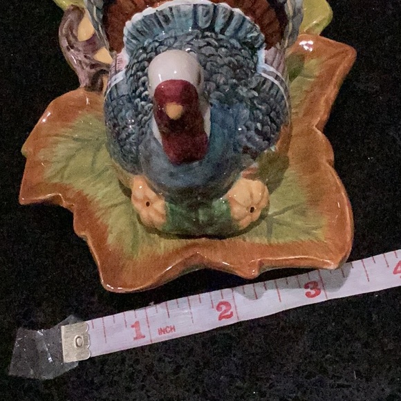 BELLA CASA by GANZ CERAMIC PAIR OF TURKEY ON A CERAMIC AUTUMN PLATTER. - Picture 14 of 14